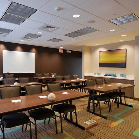 Residence Inn By Marriott Omaha Aksarben Village Экстерьер фото