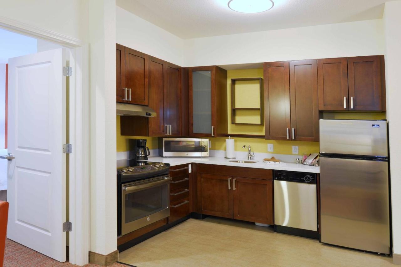 Residence Inn By Marriott Omaha Aksarben Village Экстерьер фото
