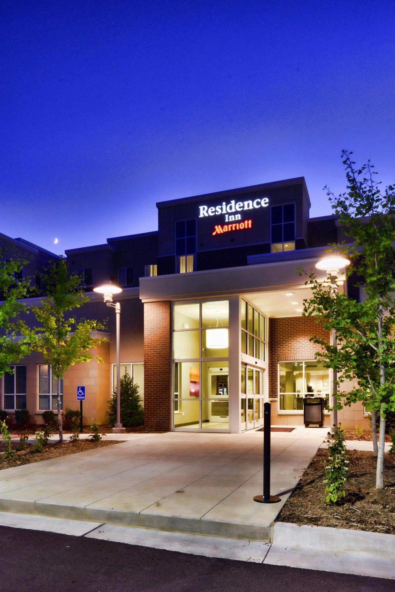 Residence Inn By Marriott Omaha Aksarben Village Экстерьер фото