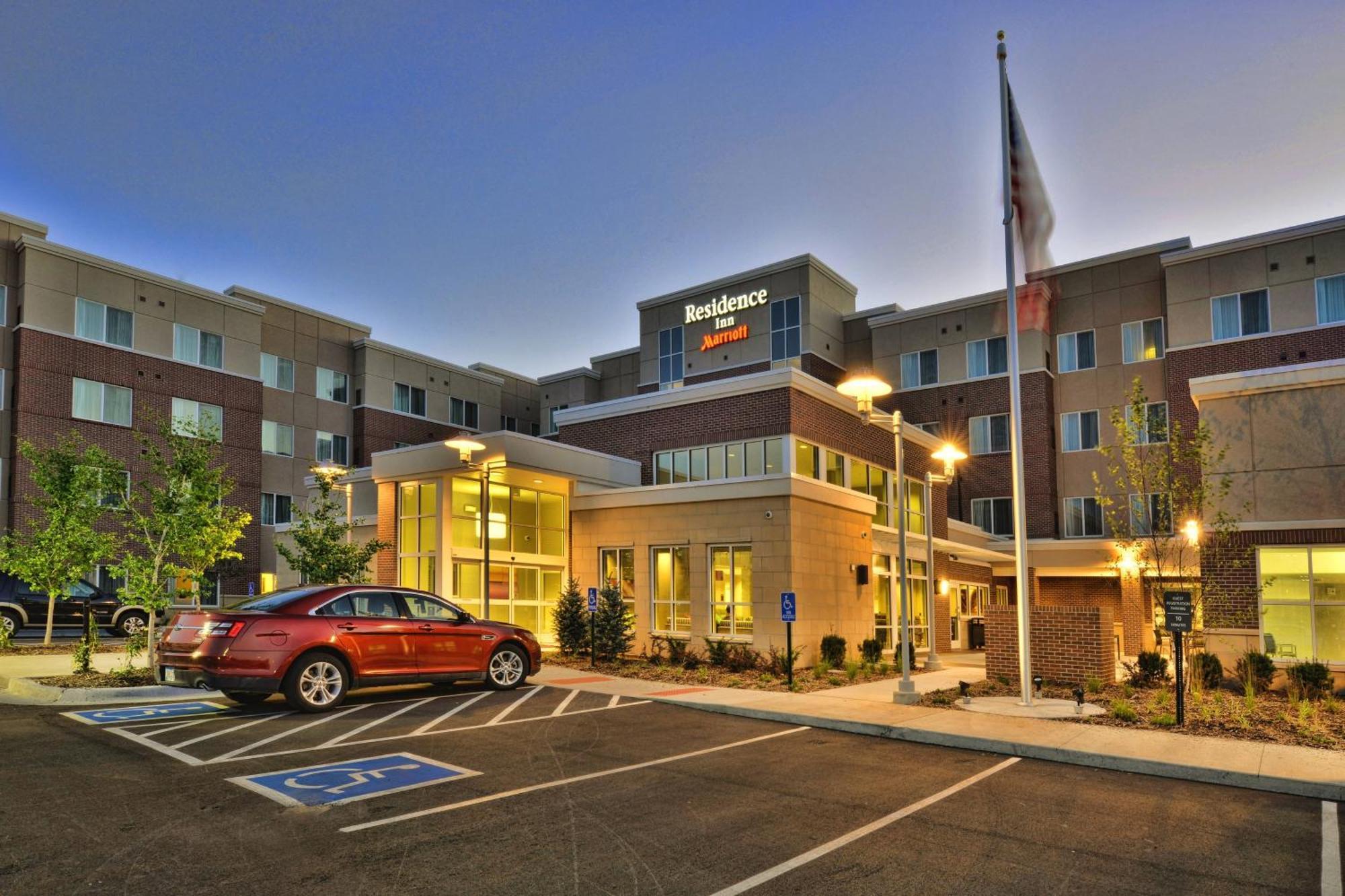 Residence Inn By Marriott Omaha Aksarben Village Экстерьер фото