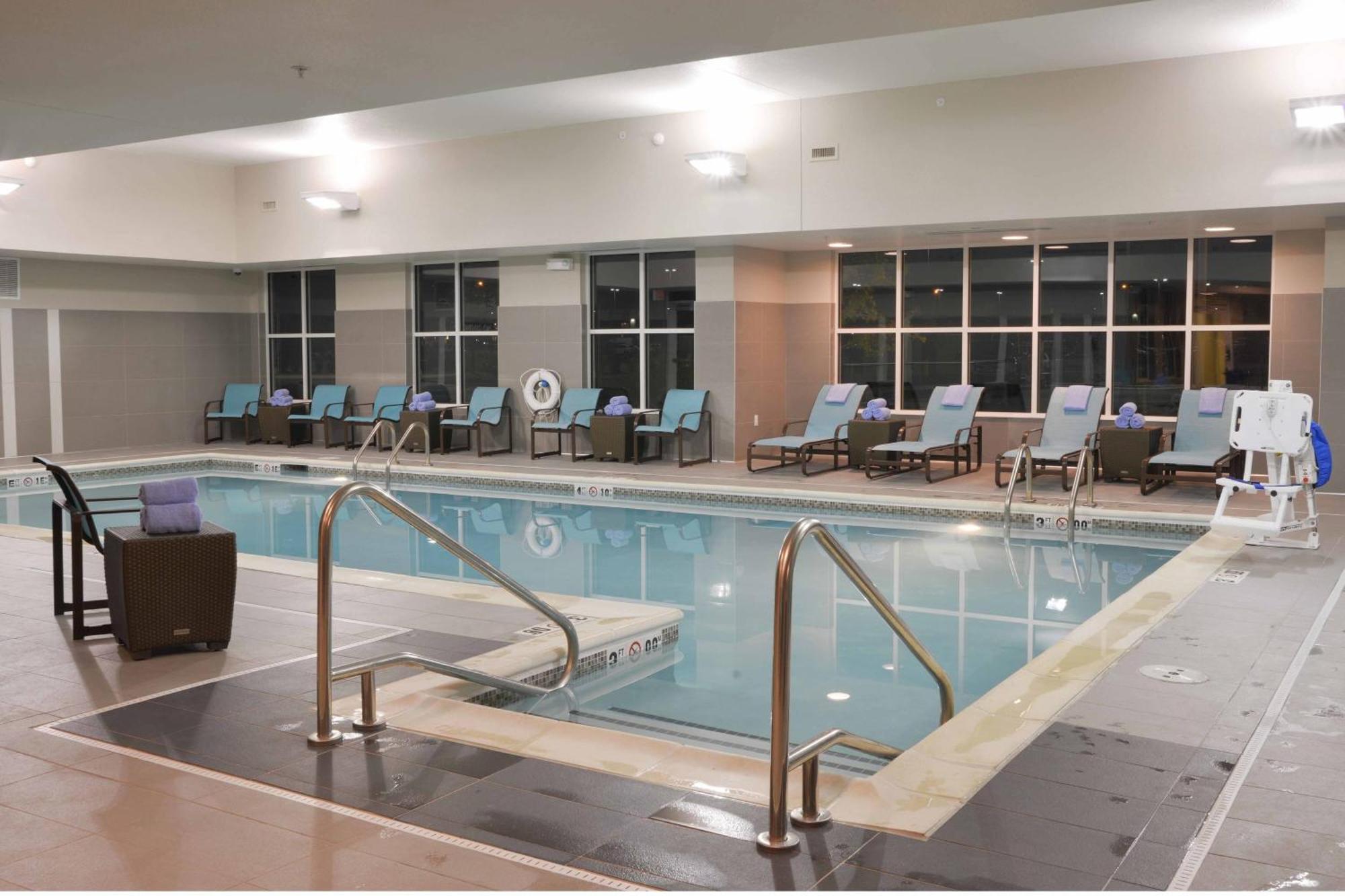 Residence Inn By Marriott Omaha Aksarben Village Экстерьер фото