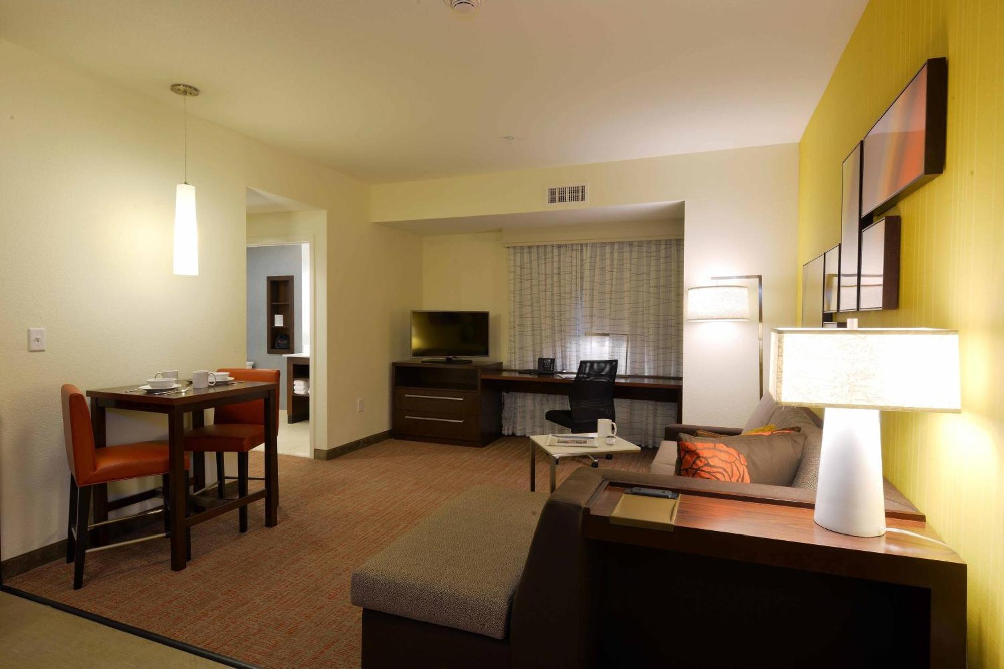 Residence Inn By Marriott Omaha Aksarben Village Экстерьер фото