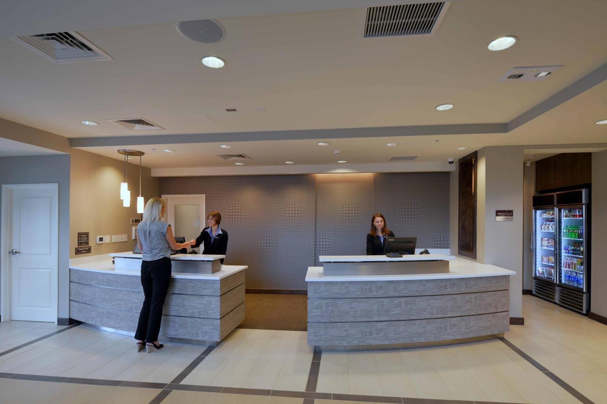 Residence Inn By Marriott Omaha Aksarben Village Экстерьер фото