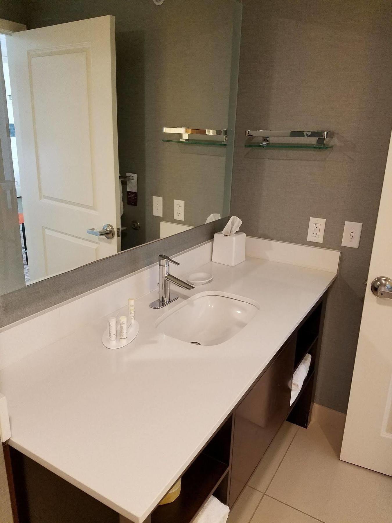 Residence Inn By Marriott Omaha Aksarben Village Экстерьер фото